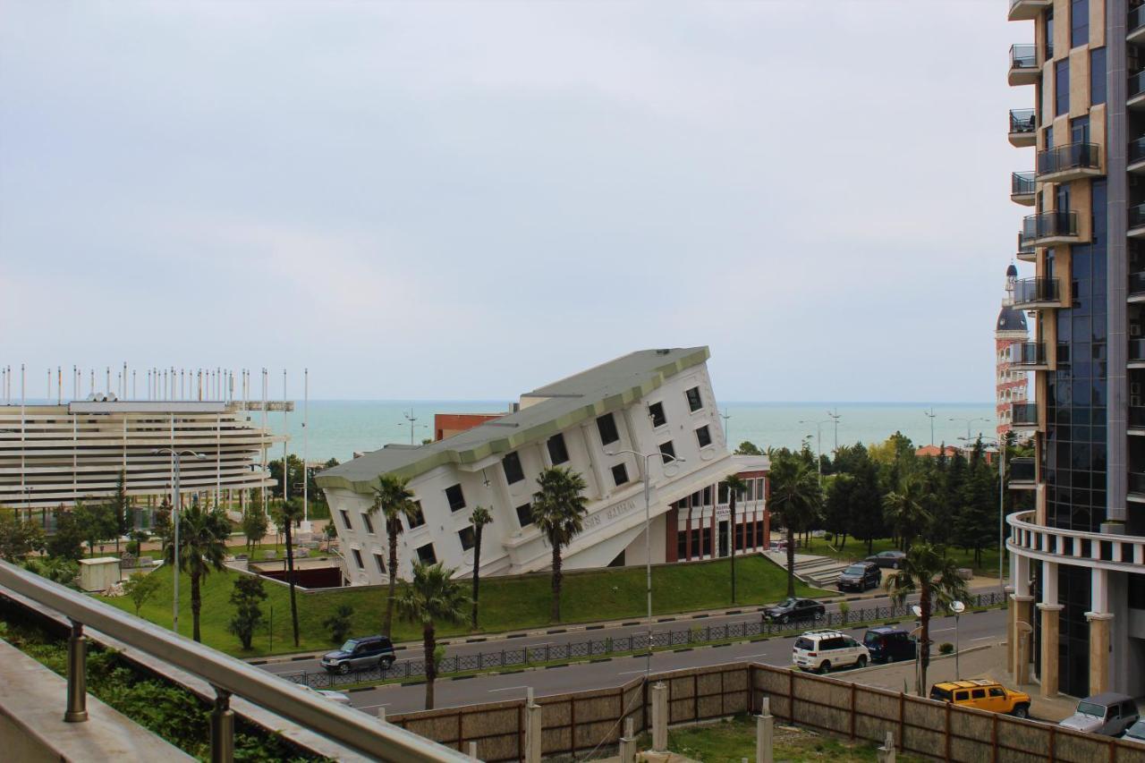 Orbi Lux Apartment Batumi Luaran gambar
